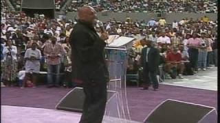 Bishop Paul Morton Preaching at Mega Fest 2005 [upl. by Olethea]