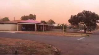 Dust amp Sand storm hits Kalgoorlie mining town in Western Australia [upl. by Elpmid]