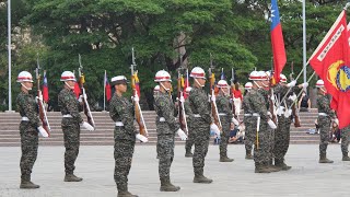 113年高雄元旦升旗典禮「預校」 海軍陸戰隊 樂儀隊 [upl. by Grimes]