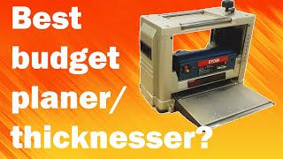 How to use a Thicknesser  Planer [upl. by Iver928]