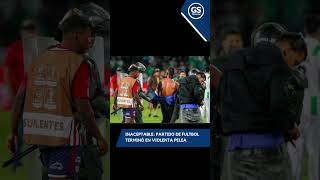 Más de 20 heridos dejó riña entre hinchas de Junior y Nacional en el Atanasio Girardot [upl. by Mosnar]