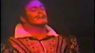 Luciano Pavarotti  Parmi veder le lagrime  Live 1971 [upl. by Ennaehr]