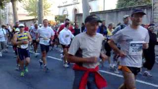 Le départ des 100 Km de Millau 2008 [upl. by Atilegna692]