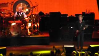 Fleetwood Mac quotSecond Hand Newsquot  live in Edmonton Nov15 2014 [upl. by Bob]