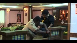 Vamanapuram Bus Route Malayalam Movie  Mohanlal  Beats up Rowdies in Bar [upl. by Kettie]