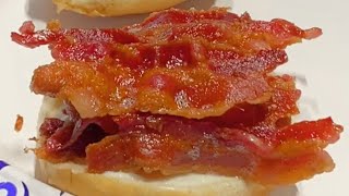 HOW TO MAKE CRISPY BACON IN THE MICROWAVE [upl. by Debi193]