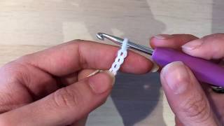 Comment faire une maille serrée au crochet  tuto en ps à pas [upl. by Anhpad]