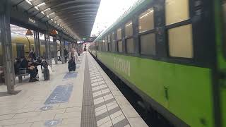 Flixtrain verlässt Hamburg HBF mit Makro [upl. by Ybrek]