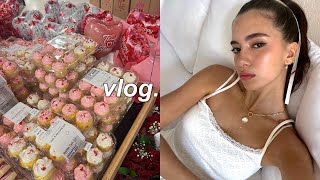 vlog ˚ʚ♡ɞ˚  galentines night cooking pizza from scratch thoughts on being single [upl. by Archer]