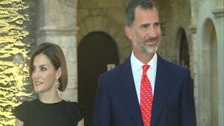 Jornada de ensueño de Felipe y Letizia en Mallorca [upl. by Nilkcaj]