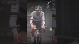 La 1ère victoire de Tadej Pogacar avec le maillot arcenciel sur le Giro dellEmilia [upl. by Aicenev]