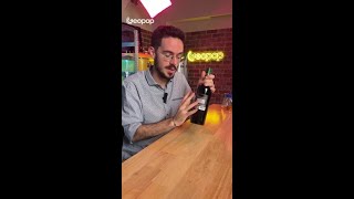 ¿Alguna vez te has preguntado por qué las botellas de vino tienen el fondo curvo [upl. by Tutankhamen]