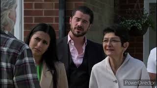 Coronation Street  Yasmeen Stands Up For Stu When Dev and Bernie Confronts Him 24th August 2022 [upl. by Ecal14]