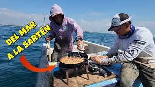 Aventuras culinarias en alta mar Preparando deliciosos platillos a bordo [upl. by Avictor]