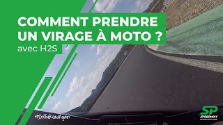 Trajectoire moto  Comment prendre un virage en moto [upl. by Htez]