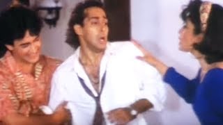 Salman Khan Unable To speak His Heart Out To Raveena Tandon  Andaz Apna Apna  Comedy Scene 1523 [upl. by Nugent]