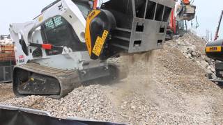 MBL160 con un cargador frontal a Bauma 2013 [upl. by Harac]