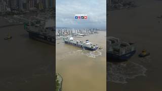 Navio manobrando com giro de 180 Graus [upl. by Anivid]