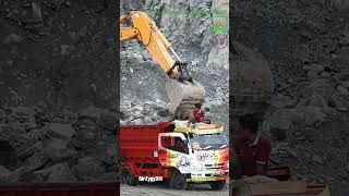 Hyundai Excavator Overloading Small Truck shorts excavator trucks earthmover alatberat truk [upl. by Jeconiah]