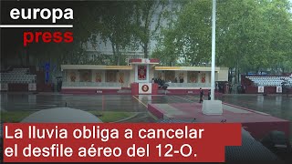 Cancelado el desfile aéreo del 12O por la lluvia la Patrulla Águila y el salto en paracaídas [upl. by Ohploda]