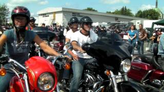 hog victoriaville harleydavidson depart [upl. by Lugo]