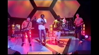 Dreadzone on Jools Holland Later 2001 [upl. by Nesyaj225]