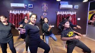 Ek Uncha Lamba Kad  dance zumba dolphindanceacademy [upl. by Petronilla]