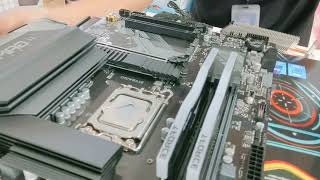 Gigabyte B760 gaming X Processor core i712700 pcgaming pcbuilder highlight [upl. by Ynneg]