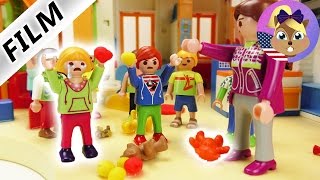 Playmobil Film  TROUBLE WITH THE TEACHER PUNISHMENT FOR THROWING WATER BOMBS [upl. by True]