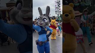 Zootopia x Winnie the Pooh  Disney Parade disney disneyparks [upl. by Fulvi]