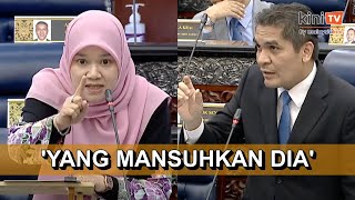 Yang hapuskan peperiksaan adalah KPM  Radzi jawab Fadhlina [upl. by Proudfoot362]