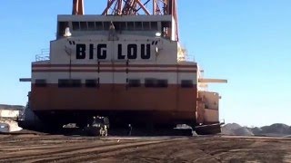 Walking dragline [upl. by Itaws]