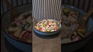 Sałatka z Rzodkiewką  Ogórkami Małosolnymi i z Jabłkiem recipe food saladrecipe [upl. by Naihr435]