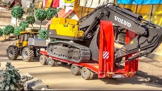 RC Tractor transports and unloads RC Excavator [upl. by Eniaj]