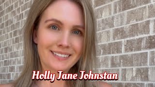 Holly Jane Johnston The Elegant Over50 Curvy Model  Biography Height Weight amp Net Worth [upl. by Nitsuga]