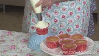 How To Use Different Nozzles For Icing Cakes [upl. by Caughey566]