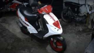 Piaggio NRG extreme  repair front fork time lapse lI Part 1 lI [upl. by Newcomer]