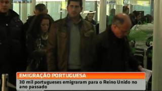 Portugueses têm preferido o Reino Unido para emigrar [upl. by Atteinotna454]