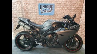 Yamaha R1 Big Bang 2014 63 [upl. by Knutson]