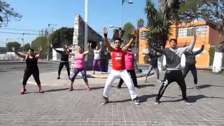 thalia ft maluma desde esa noche zumba con nacho [upl. by Ehgit]