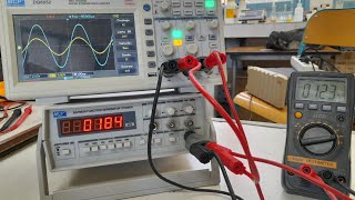 Résonance dintensité circuit RLC  expérience  4 ème Sciences Maths [upl. by Soiritos]