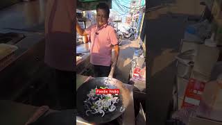 Delicious Chow Mein Recipe in Delhi  Cheapest Chowmein streetfood chowmeinrecipe chowmein [upl. by Shirline]