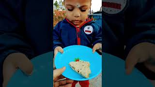 बेटा रोटी खा लो funny cutebaby टट baby [upl. by Hofmann421]