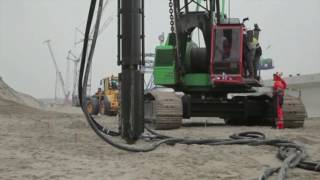 Vibroflot compaction with side water Maasvlakte II [upl. by Ramsey327]