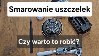 Zegarkowe DIY Smarowanie uszczelek dekla i koronki  Watch Majster [upl. by Lednar239]