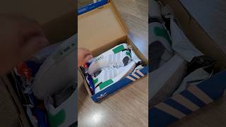 Unboxing Tênis Adidas NMDR1 Branco [upl. by Olcott]