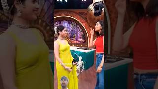 Shraddha kapoor singing song jannat zubair shradhhakapoor bollywoodactor shortsfeed love boll [upl. by Lew]