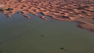 Il deserto del Sahara allagato acqua e non sabbia lo scenario apocalittico dal drone [upl. by Thanasi]