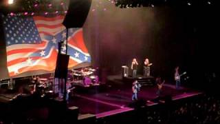 LYNYRD SKYNYRD  LIVE 28509  NIA Birmingham  SWEET HOME ALABAMA [upl. by Garth]