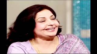 Farida Khanum sings Faiz sbs Ghazal [upl. by Korff340]